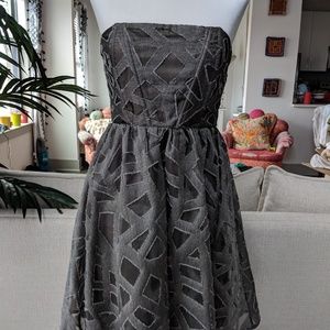 Alice & Olivia Strapless Grey Fit and Flare